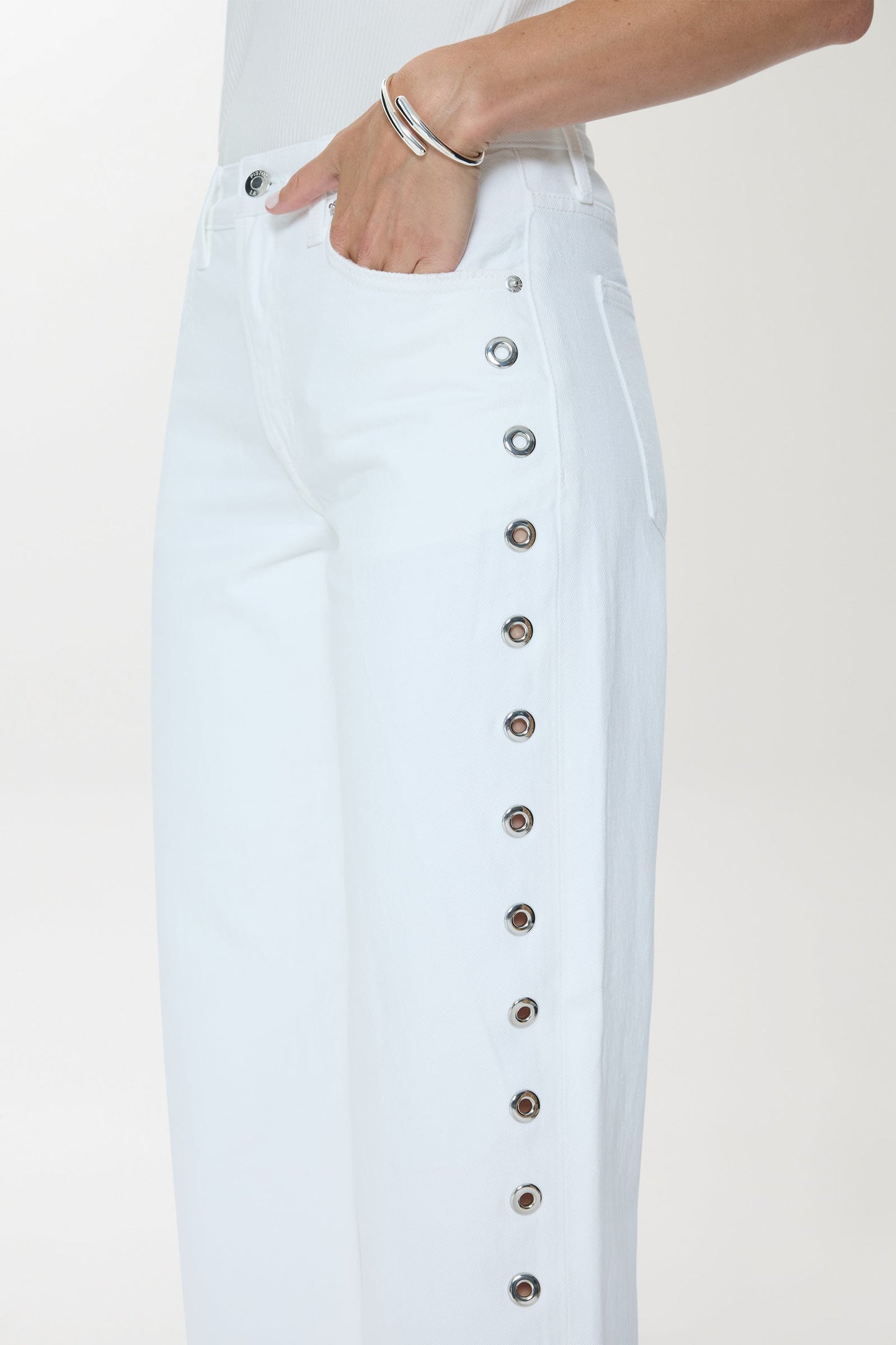 Allostudios – Lexi Mellemhøje Bowed Straight Jeans - Hvid