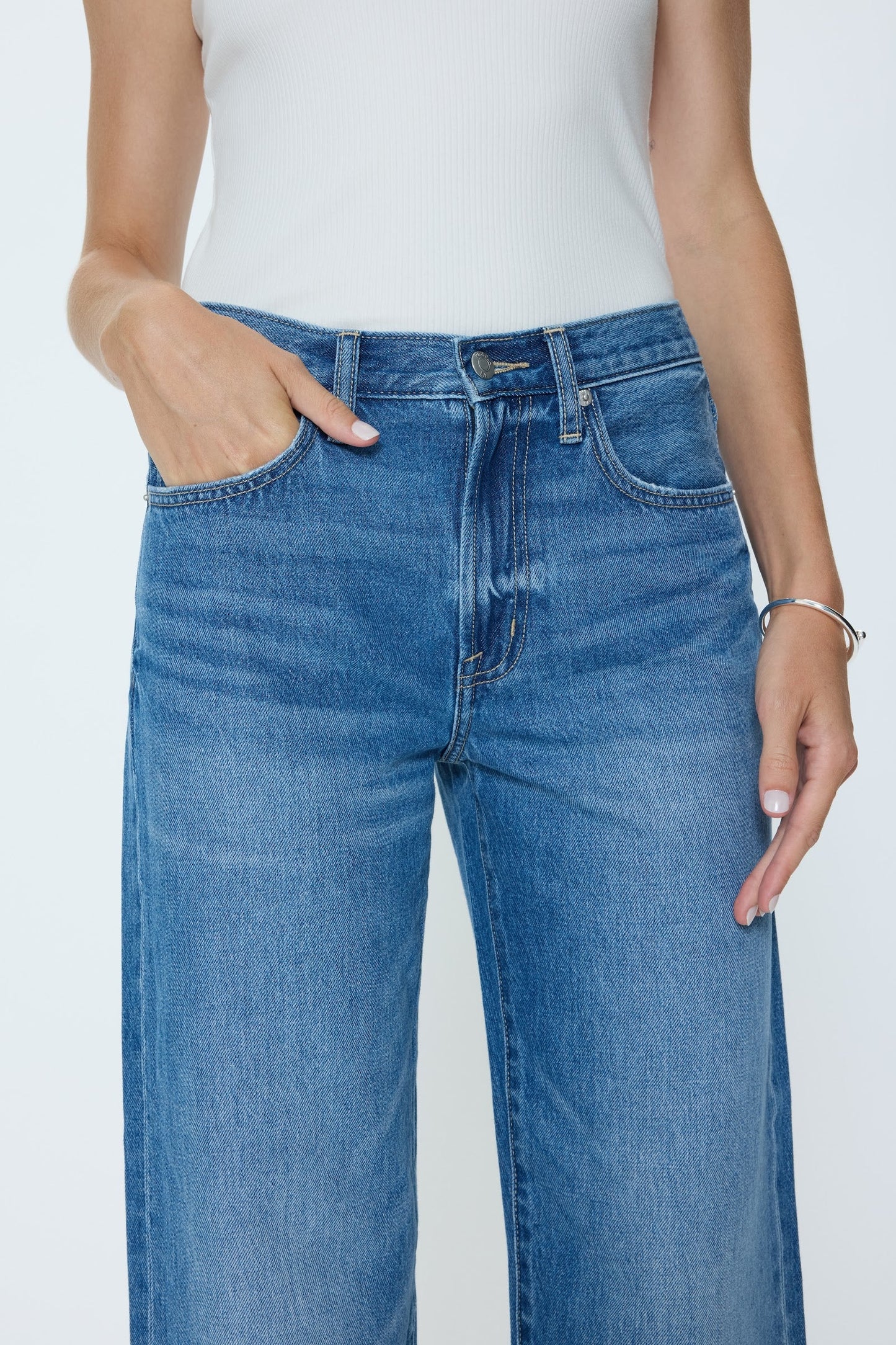 Allostudios – Donny Boyfriend Jeans med Oprullet Kant - Lyseblå Vintage