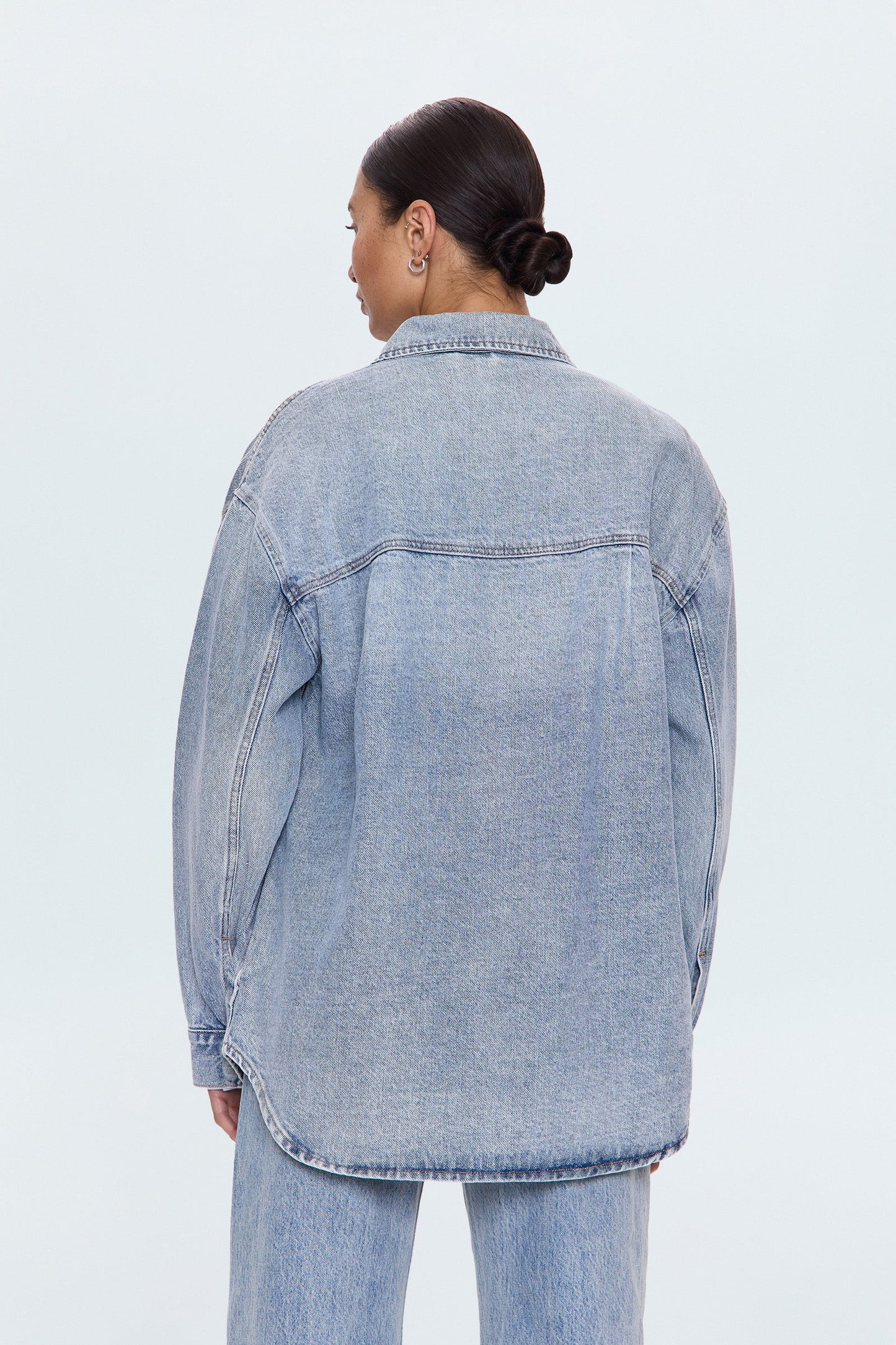 Allostudios – Mandy Oversized Shacket - Lyseblå Denim