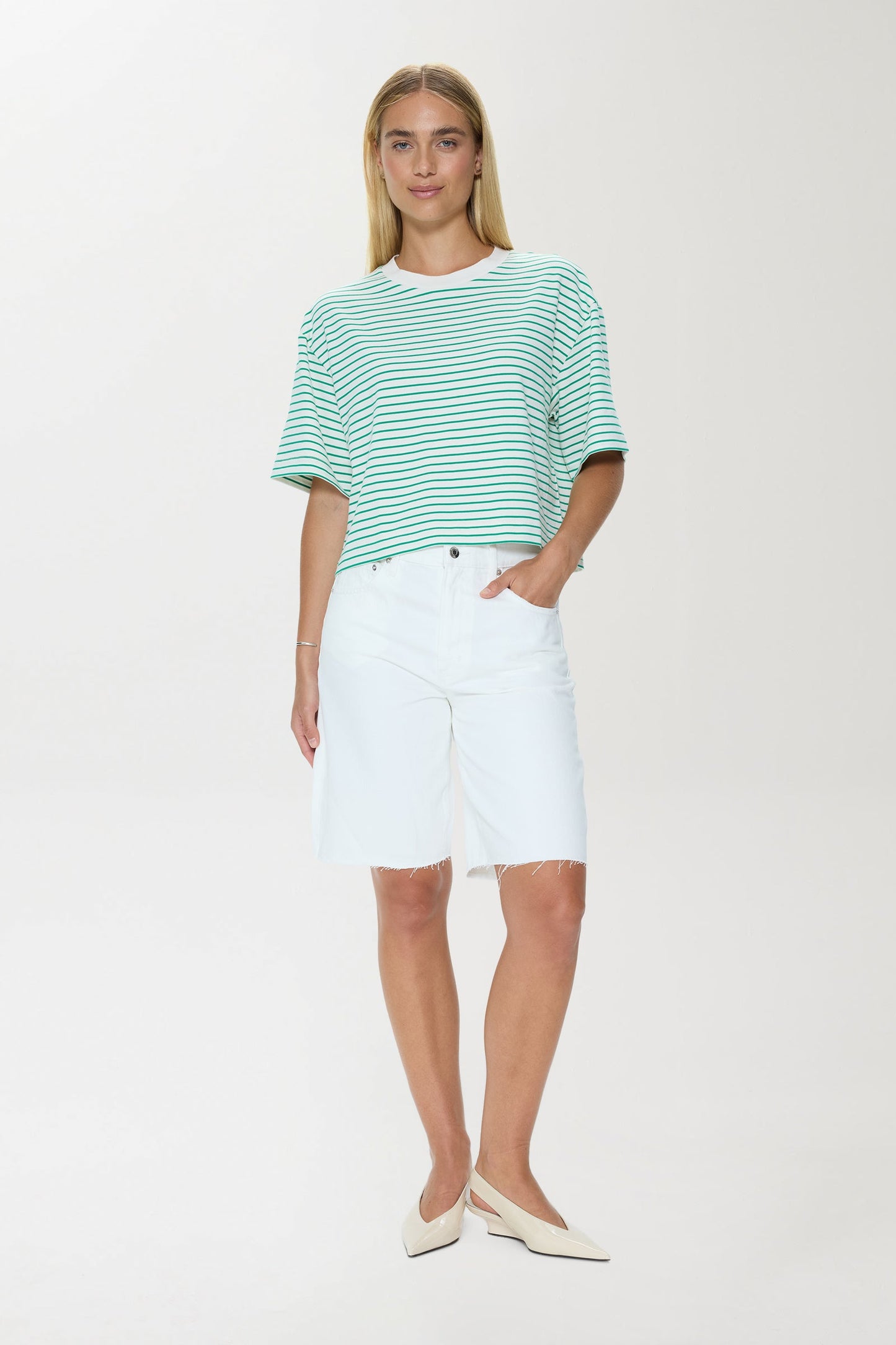 Allostudios Mae Cropped Tee - Grøn/Hvid Stribet