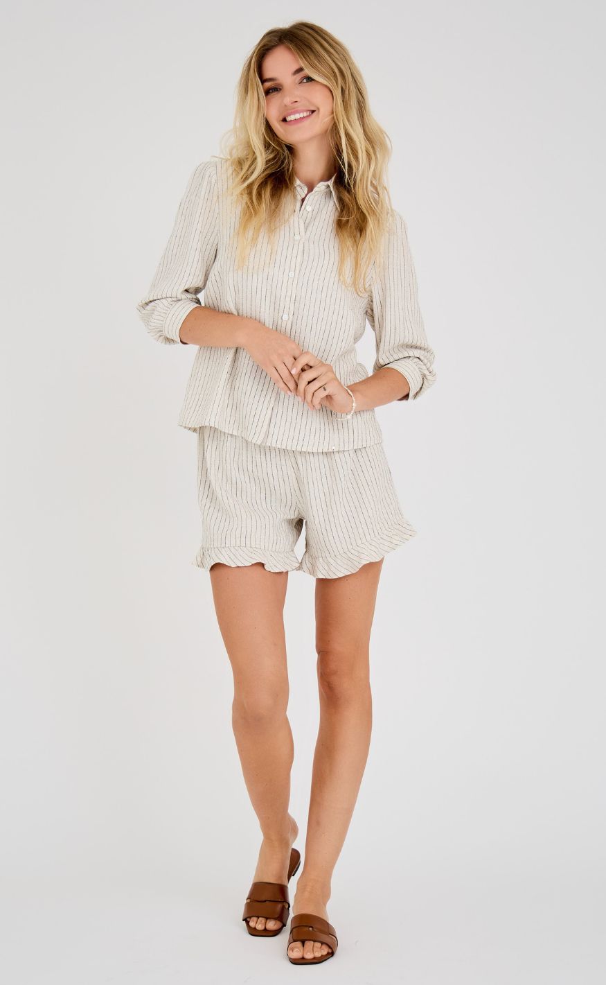 A-View shorts - Martha - Sand/Black - allostudios