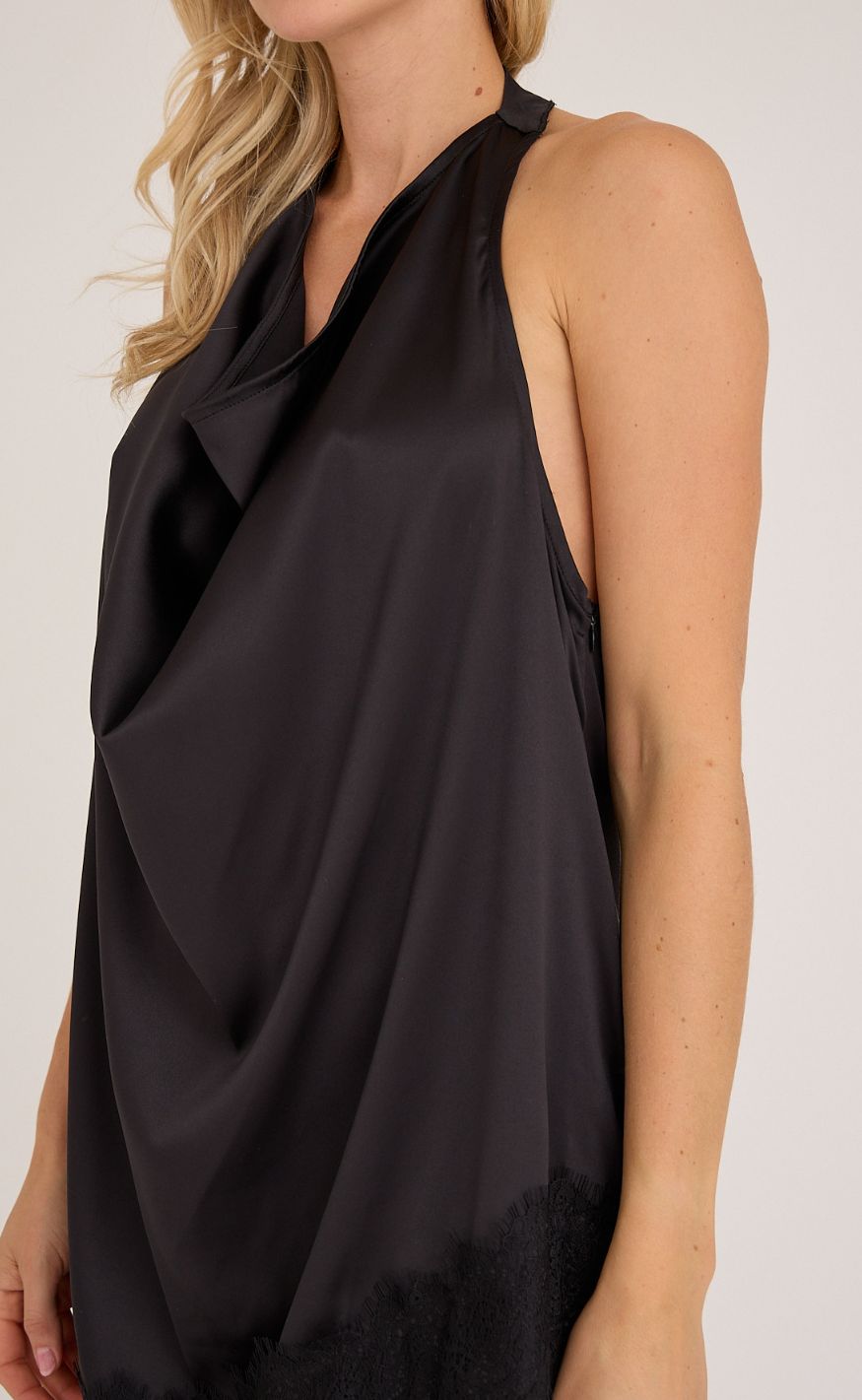 A-View Top - Katti Asymetric - Black - allostudios