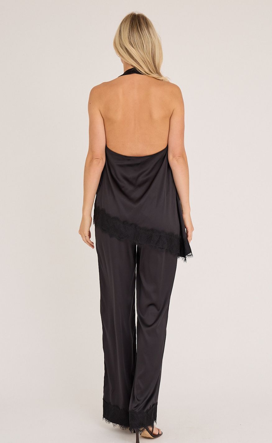 A-View Top - Katti Asymetric - Black - allostudios