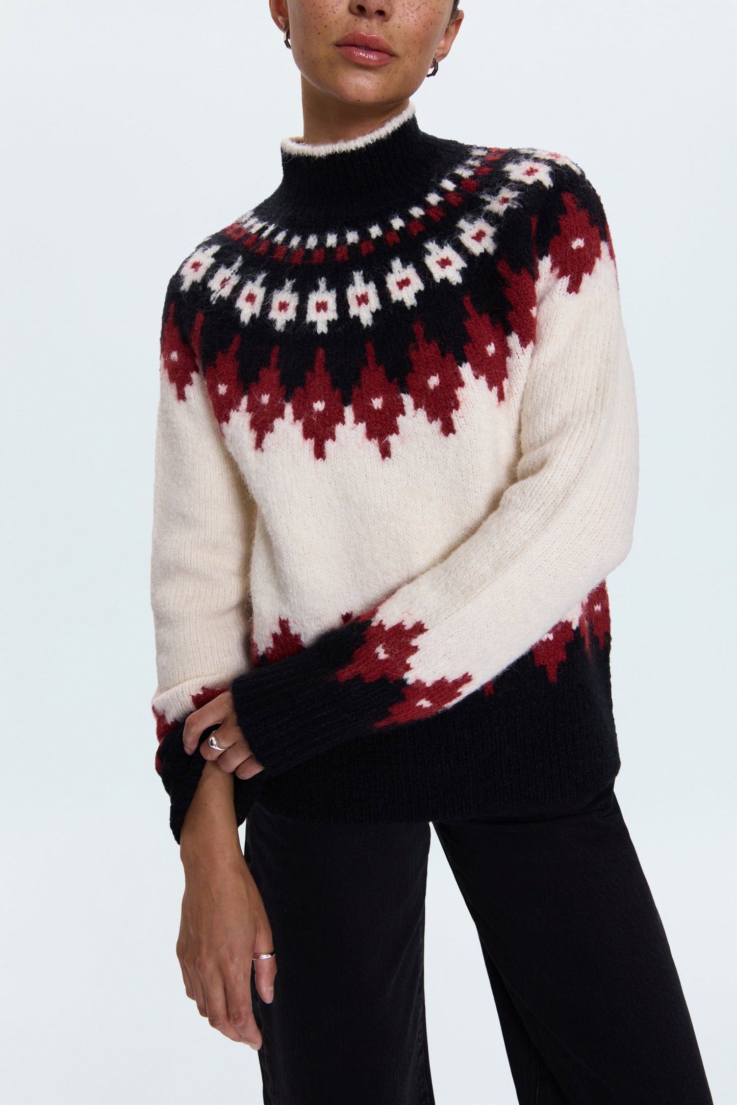 Allostudios – Astrid Strik Pullover Sweater - Hvid Oxblood