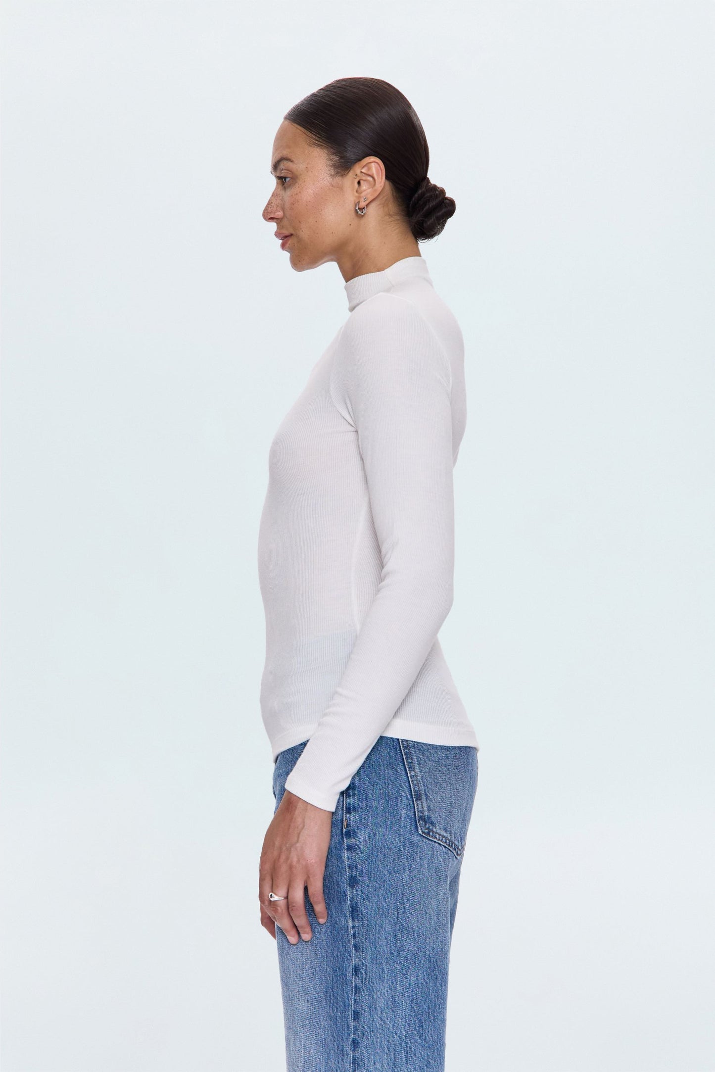 Allostudios – Dara Langærmet Funnel Neck Top - Natur