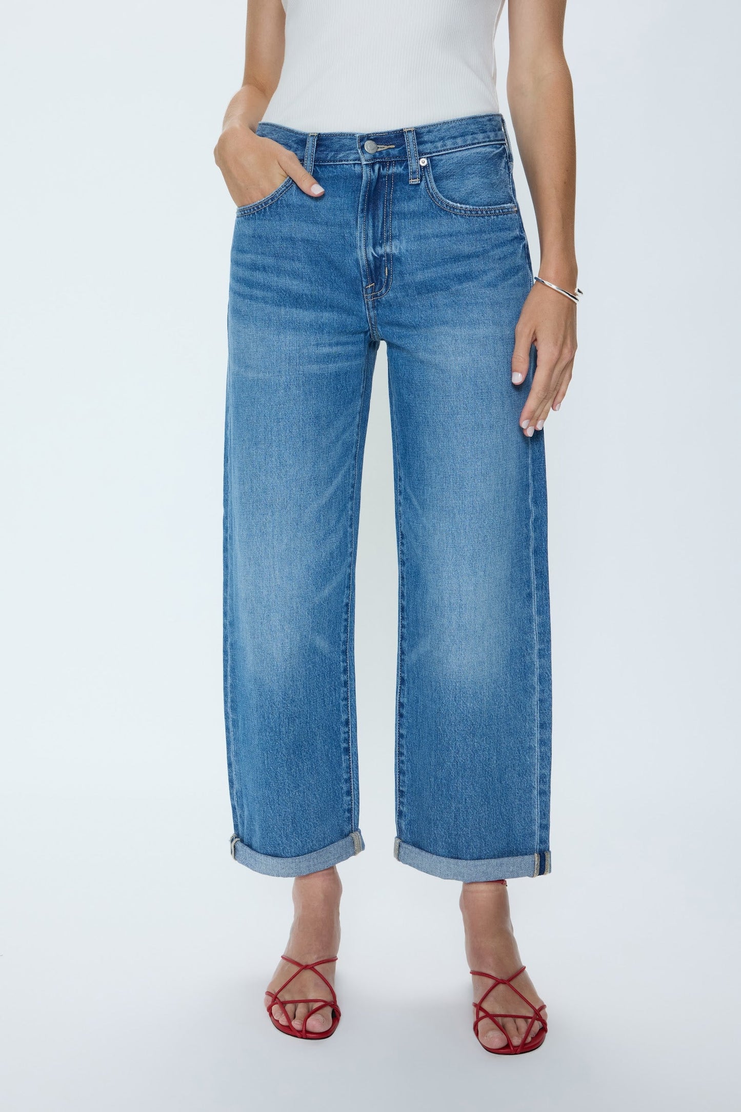 Allostudios – Donny Boyfriend Jeans med Oprullet Kant - Lyseblå Vintage