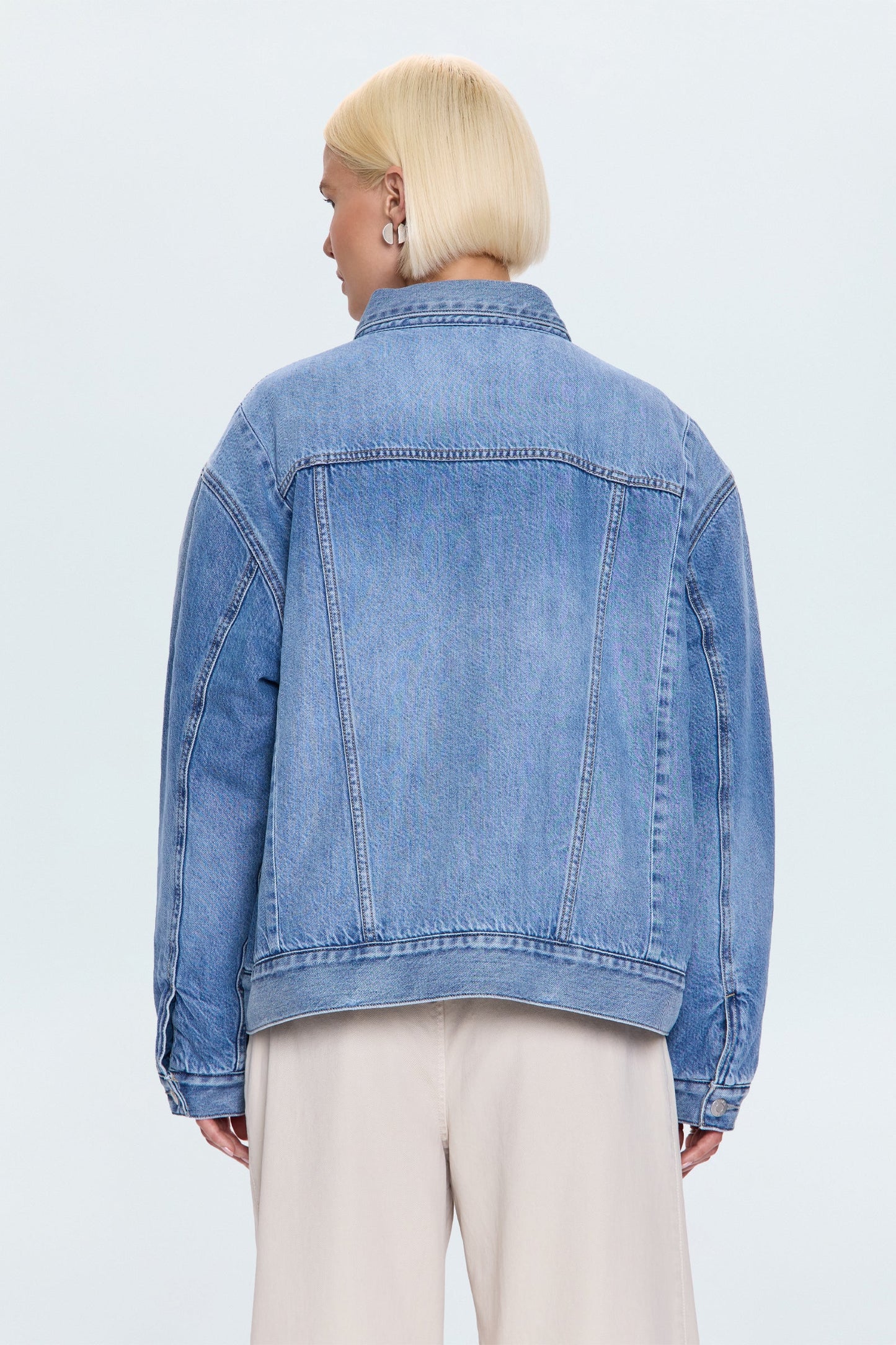 Allostudios – Landon Seamed Padded Trucker Jakke - Mellemblå Denim