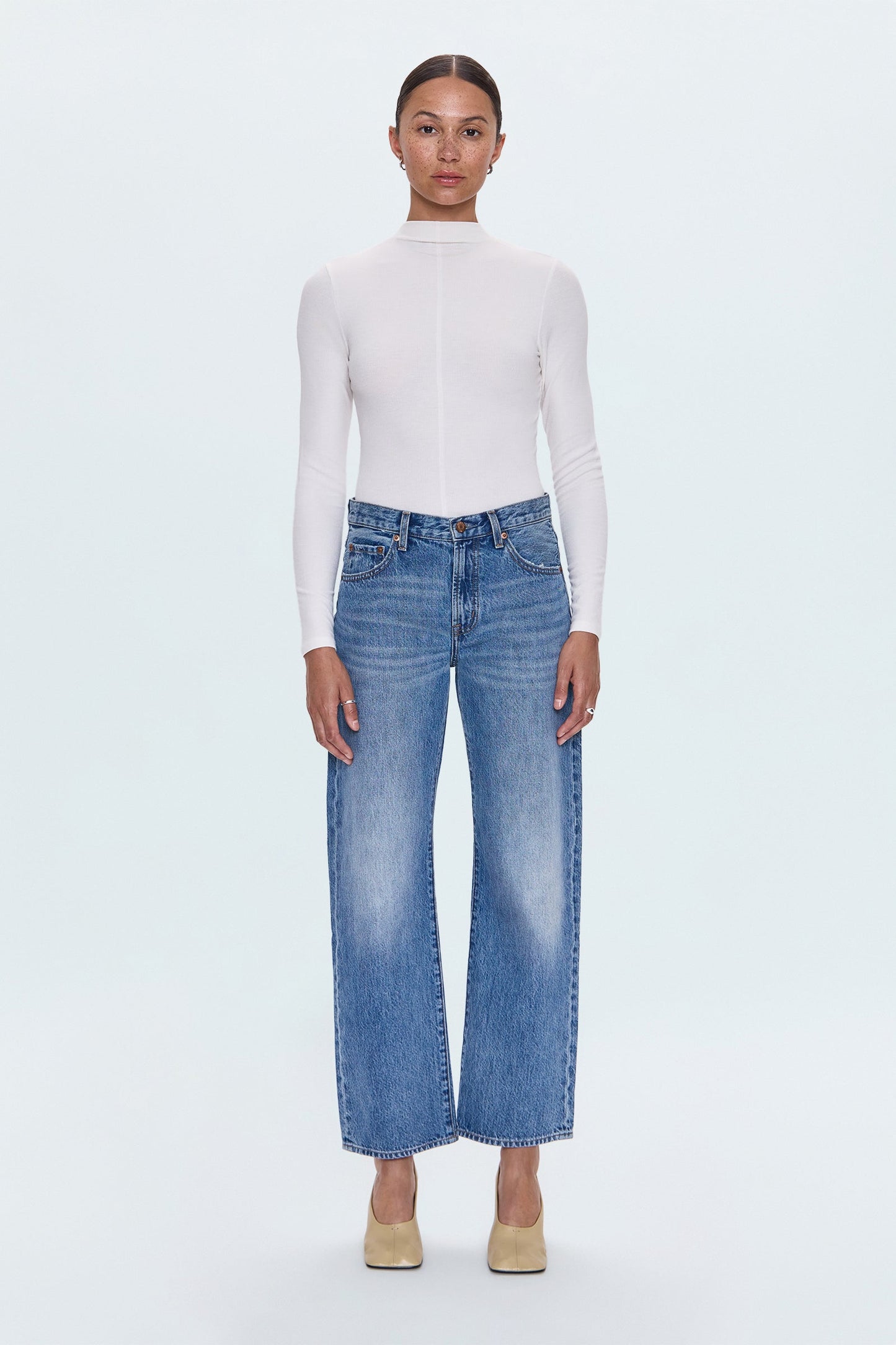 Allostudios – Lexi Mellemtaljet Bowed Straight Jeans - Mørk Blå