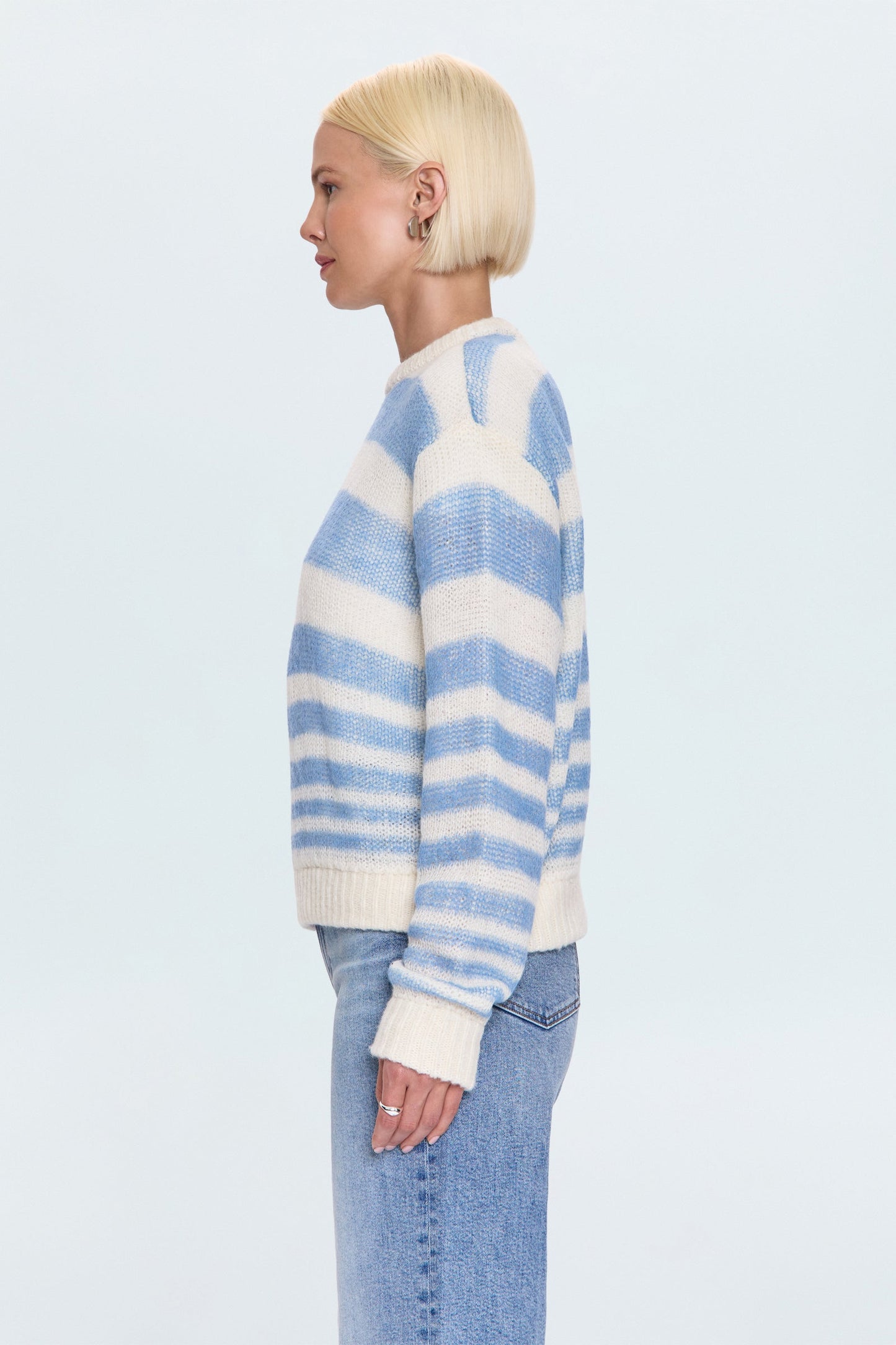 Allostudios – Moa Stribet Bubble Sweater - Blå Gradient