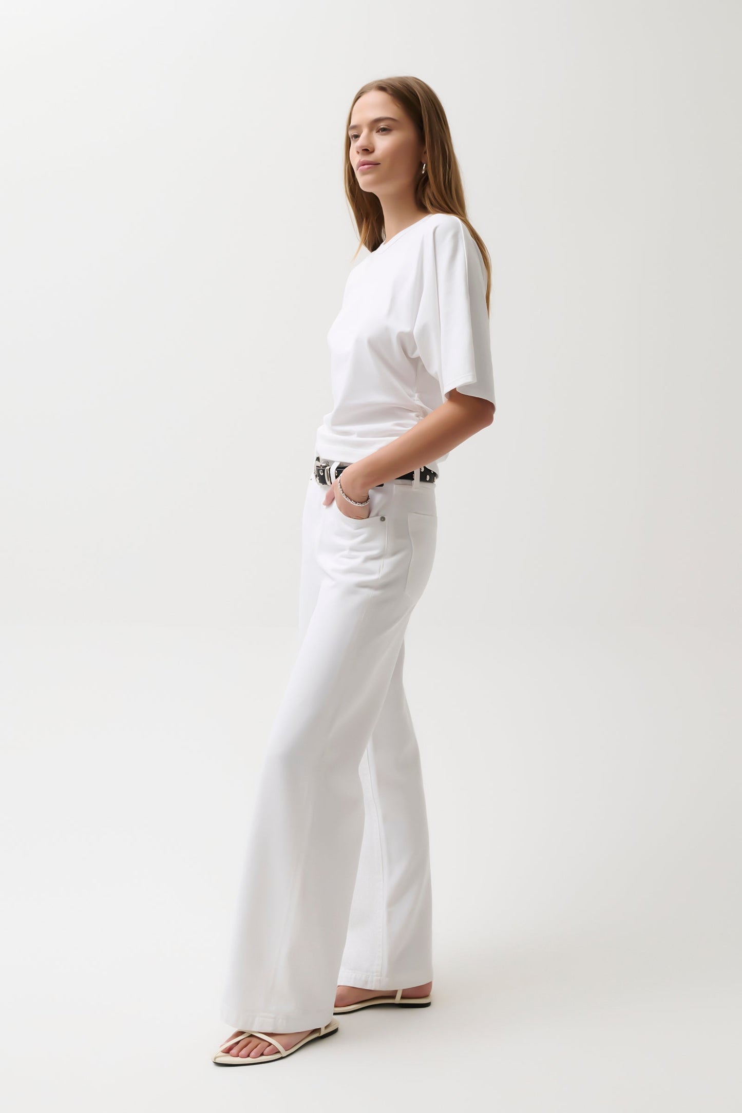 Allostudios – Petite Jadyn Mellemhøje Palazzo Jeans - Hvid