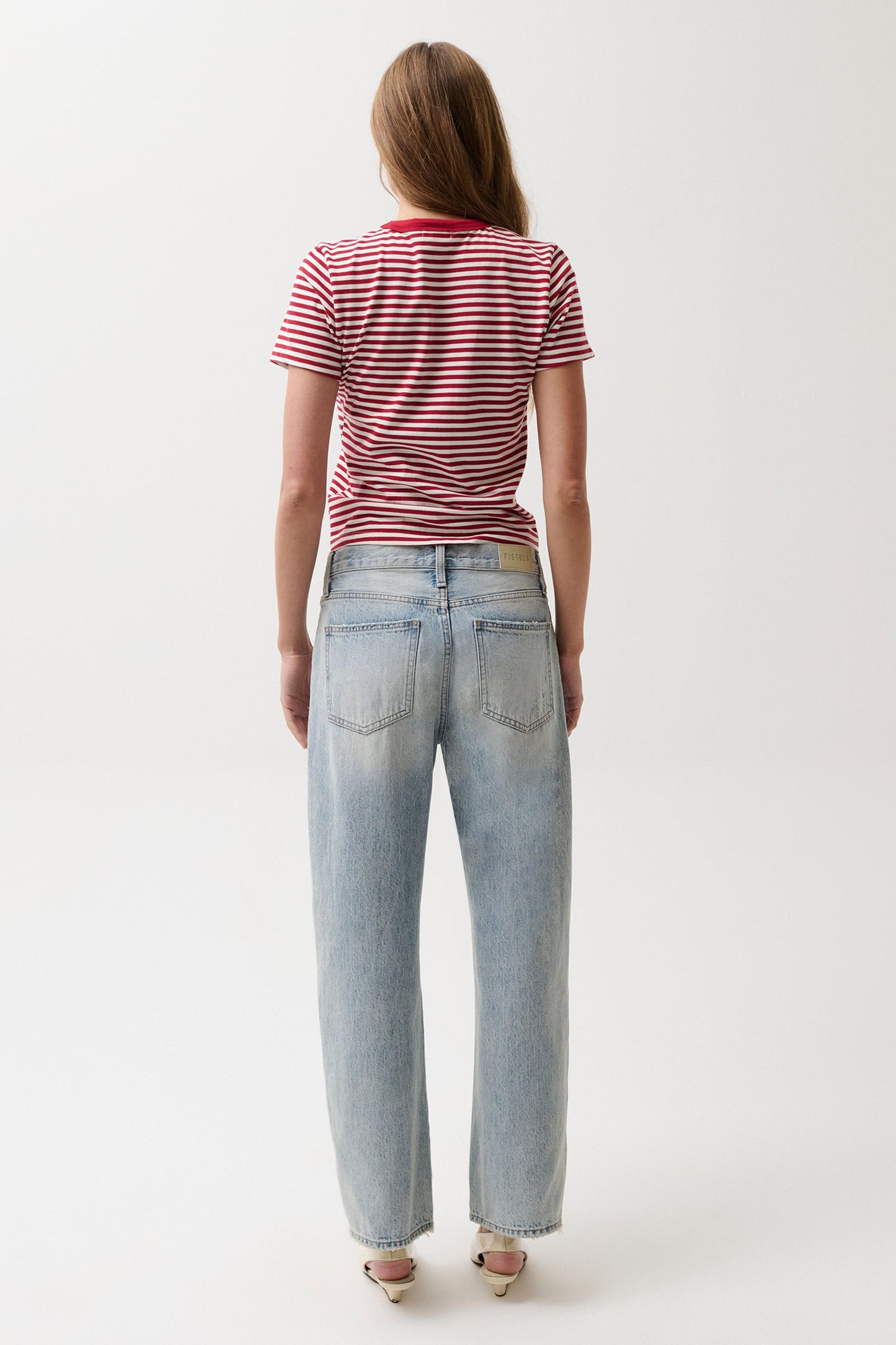 Allostudios – PETITE Lexi Mellemhøjtaljede Bowed Straight Jeans - Støvet Indigo