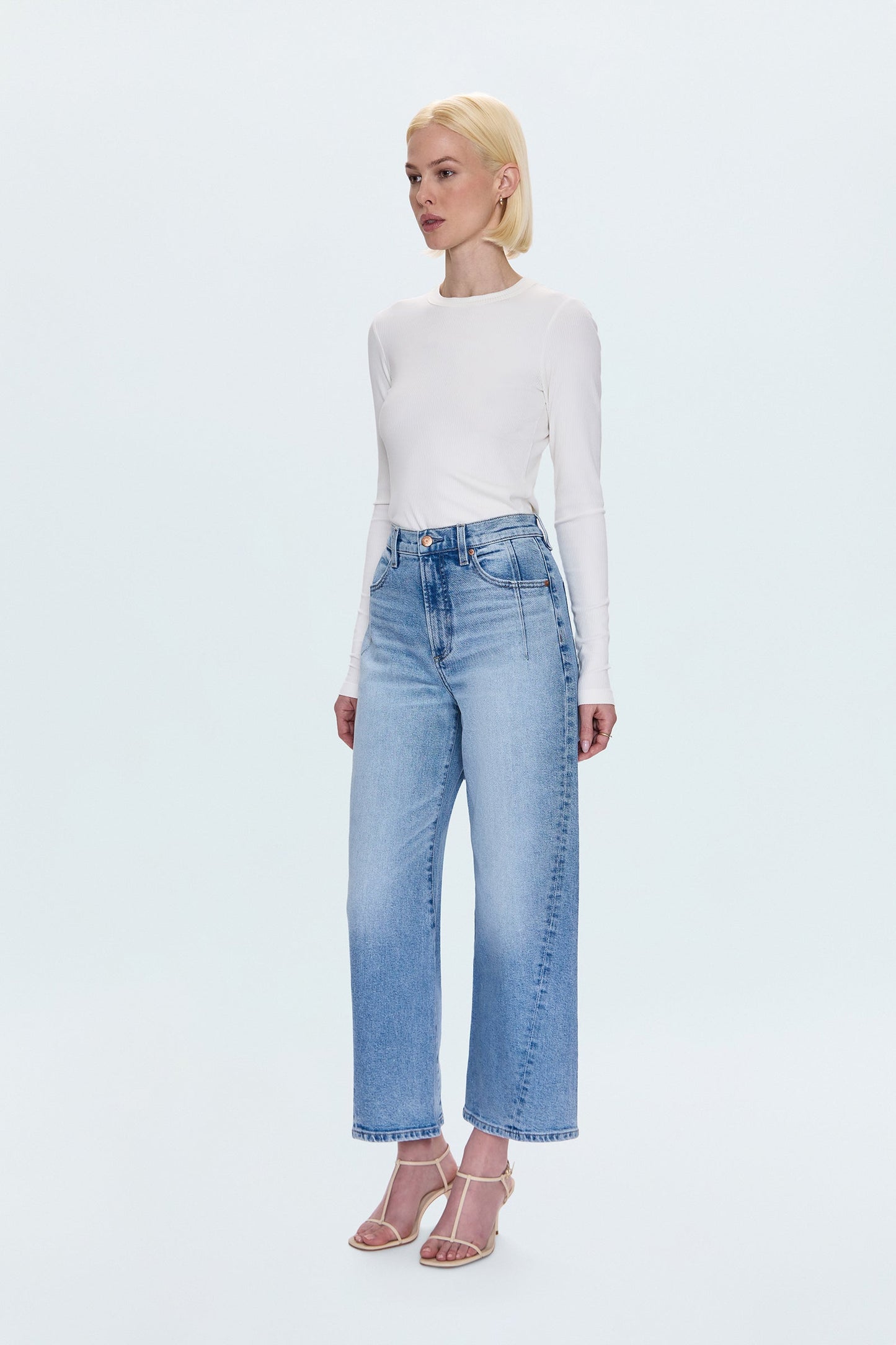 Allostudios – Kyra Højtaljede Bowed Ankle Jeans - Lyseblå Denim