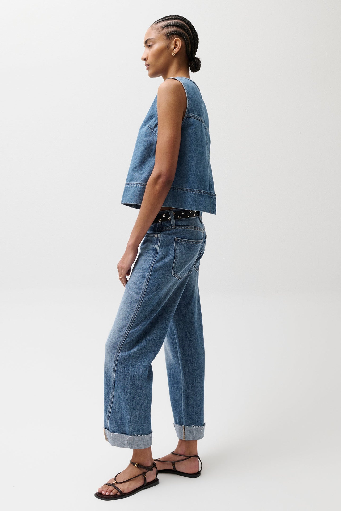 Allostudios – Kacey Mid Rise Cuffed Boyfriend Jeans - Lys Vintageblå