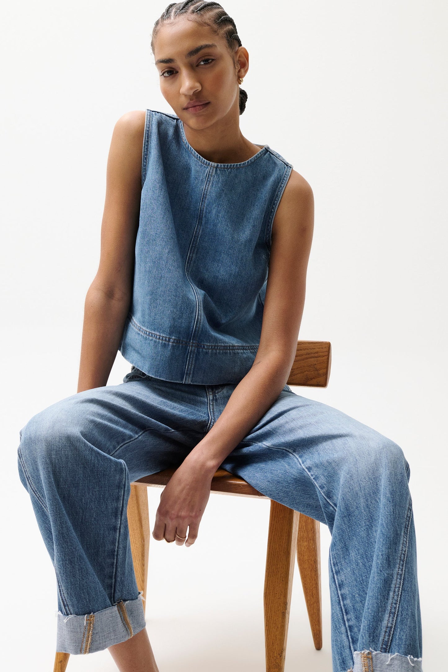 Allostudios – Kacey Mid Rise Cuffed Boyfriend Jeans - Lys Vintageblå