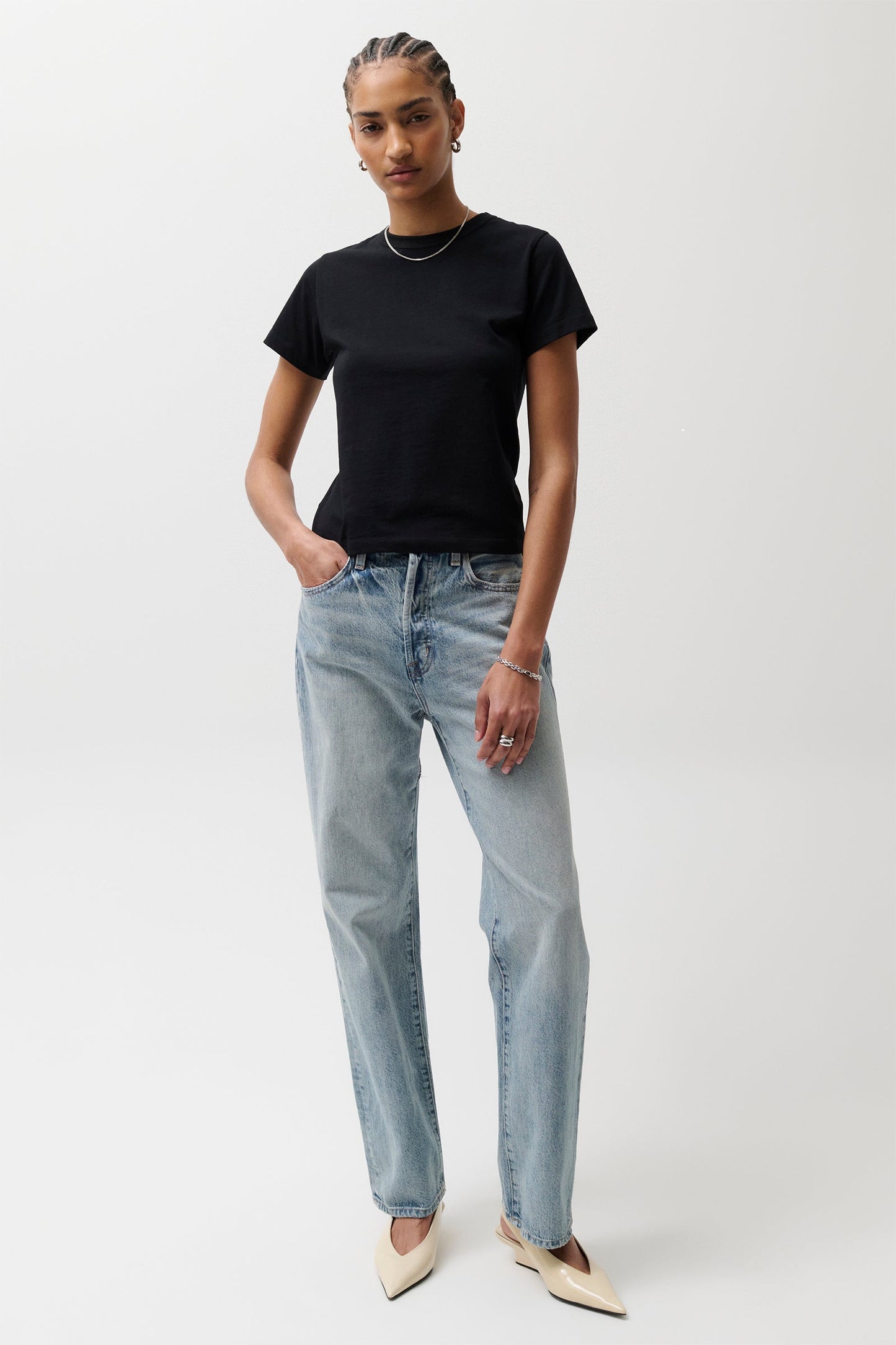Allostudios – PETITE Cassie Super Højtaljede Straight Jeans - Lyseblå Denim