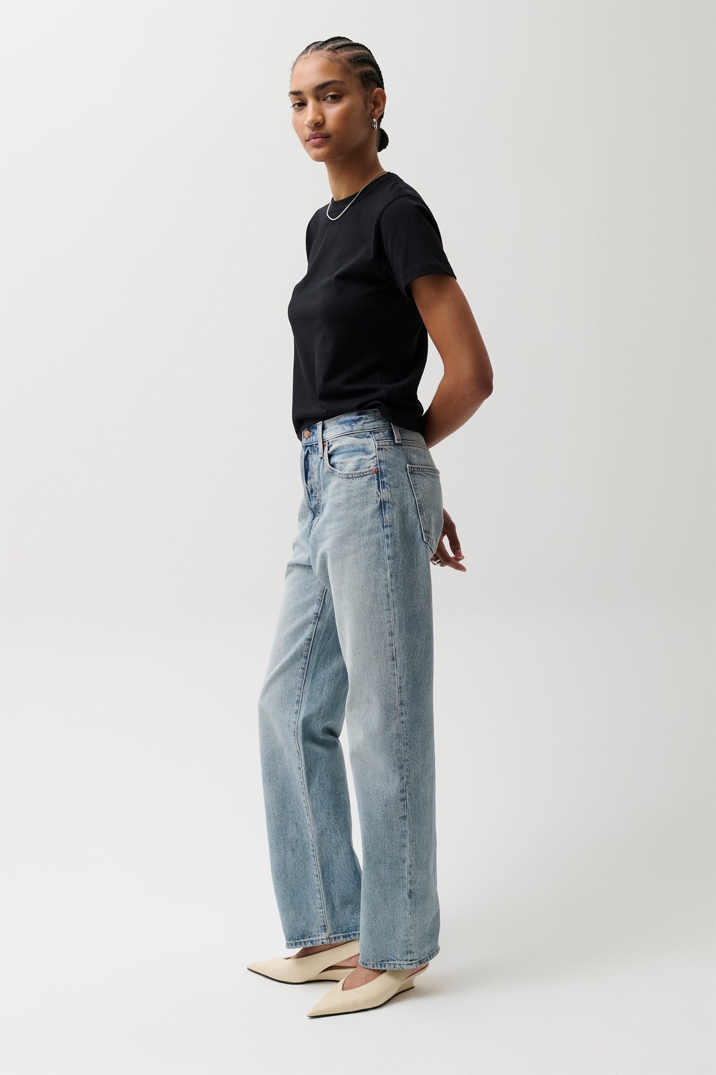 Allostudios – PETITE Cassie Super Højtaljede Straight Jeans - Lyseblå Denim