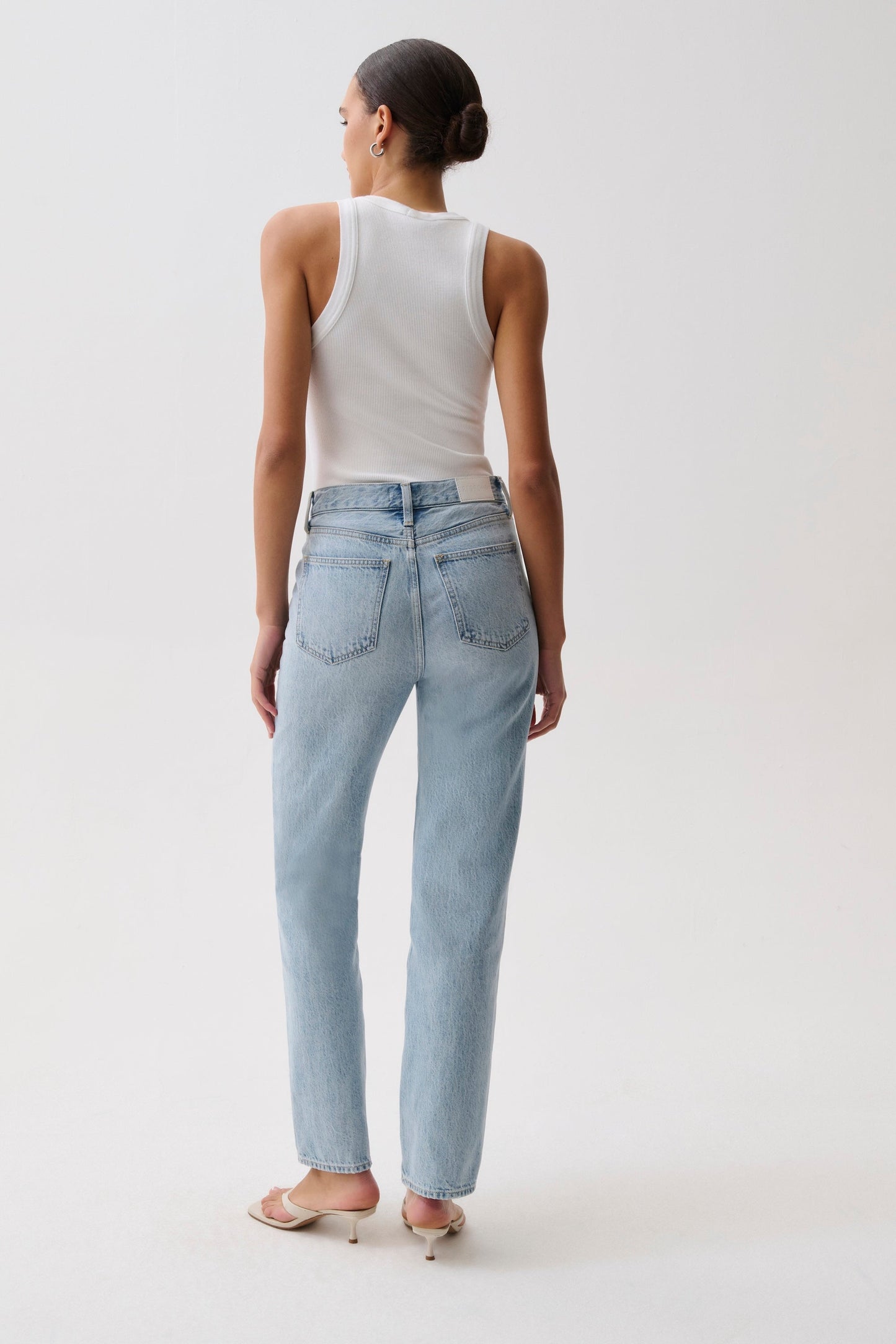 Allostudios Cassie Super Højtaljede Straight Jeans - Mellemblå Vintage