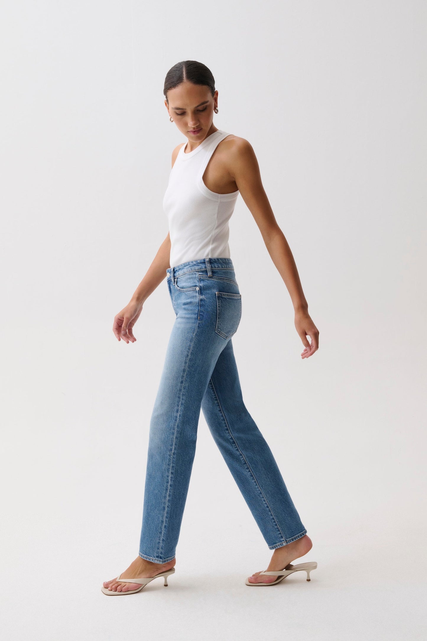 Allostudios – Aleks Mid Rise Straight Long Jeans - Stålblå