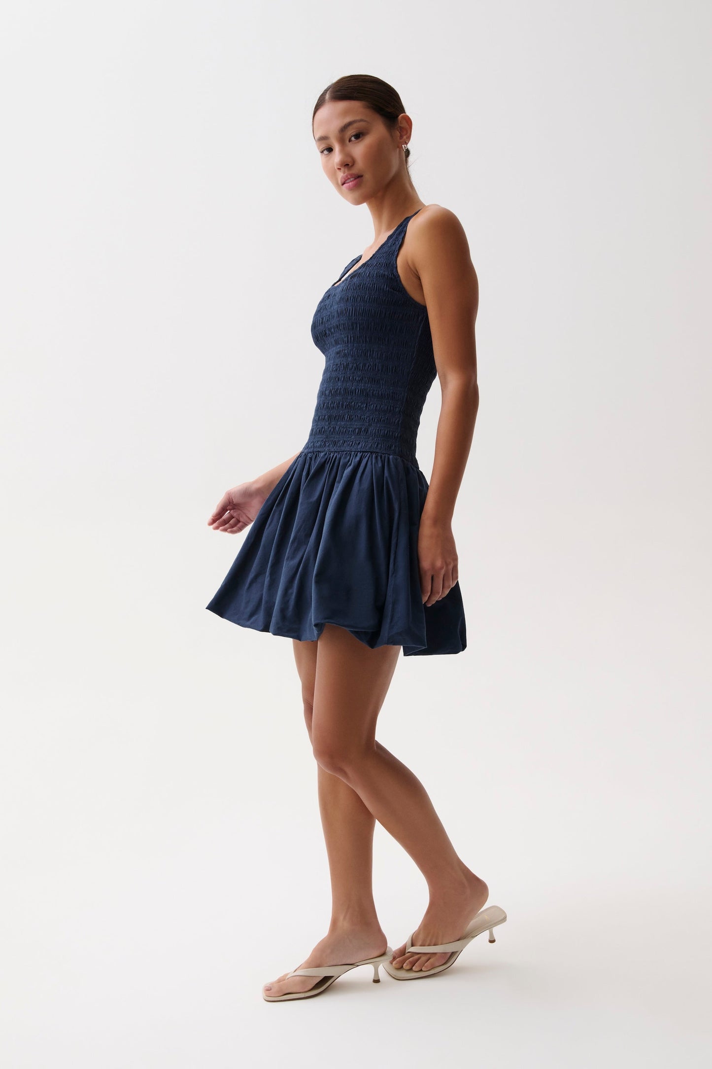 Allostudios – Ilona Bubble Hem Dress - Marineblå