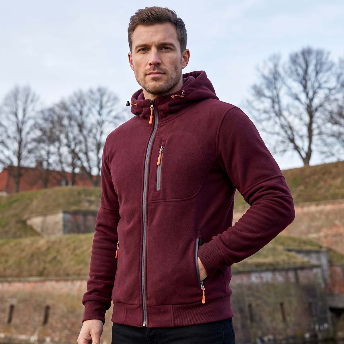 Hoodie Med Lynlås Til Mænd Med Hætte Og Praktiske Lynlåslommer