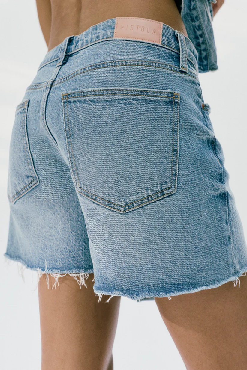Allostudios – Kennedy Mid Rise Denim Shorts - Solbleget Blå