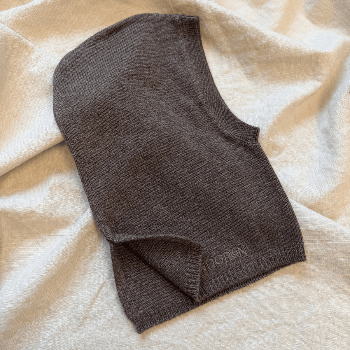 Strikket Elefanthue - Hazel Brown Melange