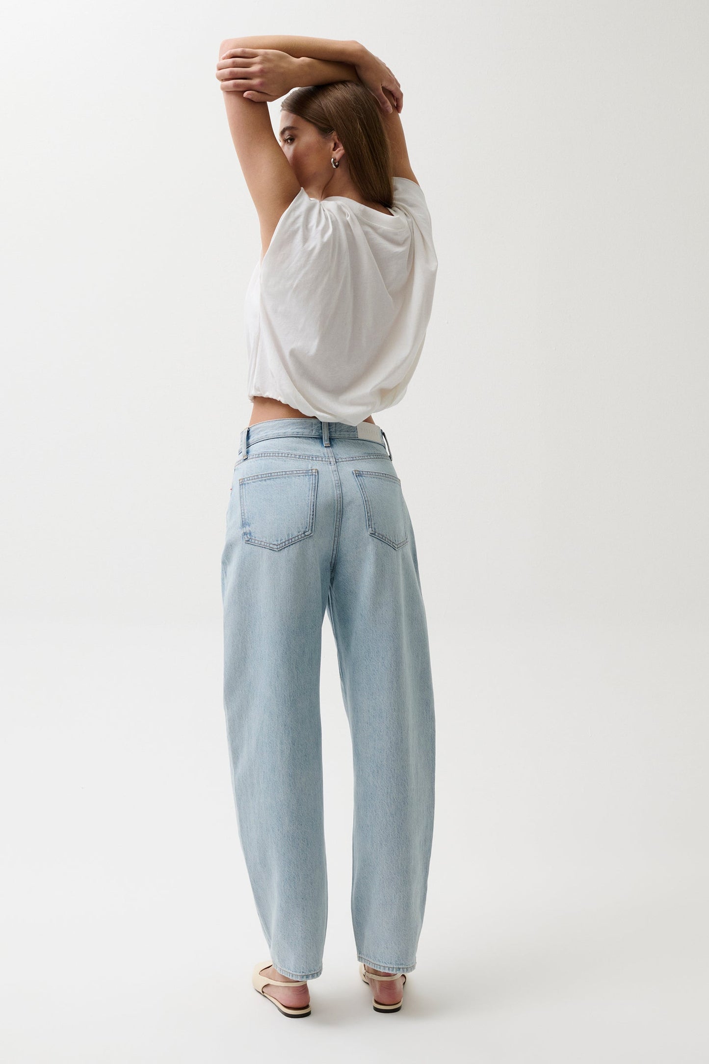 Allostudios – Wes Højtaljede Barrel Jeans - Lyseblå Denim